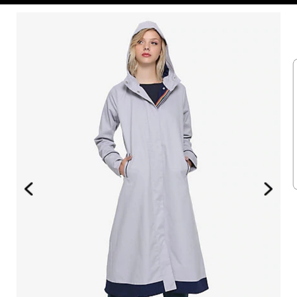 HER UNIVERSE DOCTOR WHO THIRTEENTH DOCTOR TRENCH C